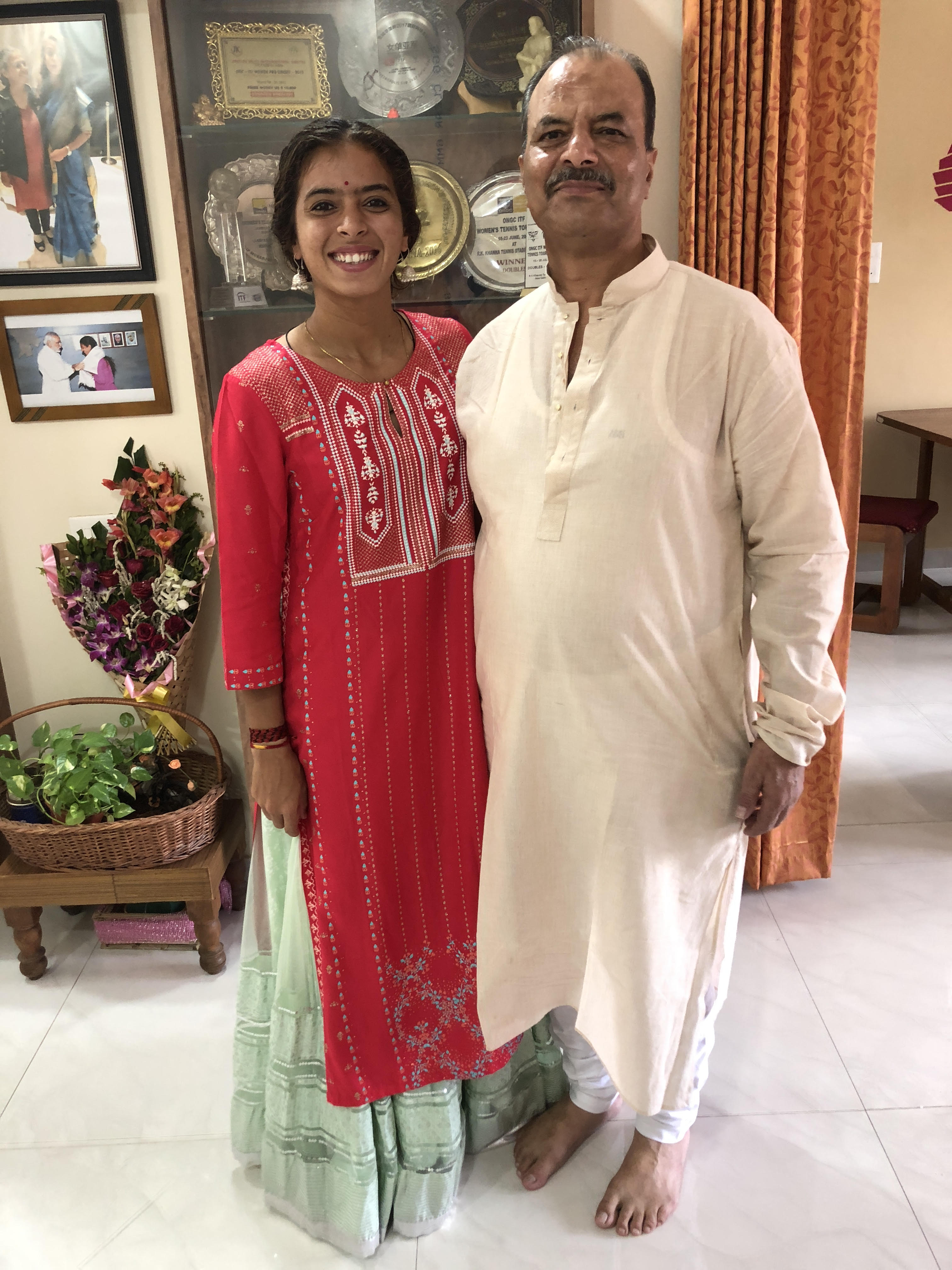 “Face challenges. Do not get bogged down. Do not look back. March ahead despite all the difficulties.” advises Ravinder Krishan Raina ji, father of the Indian no. 1 at WTA Rankings, Ankita Raina.